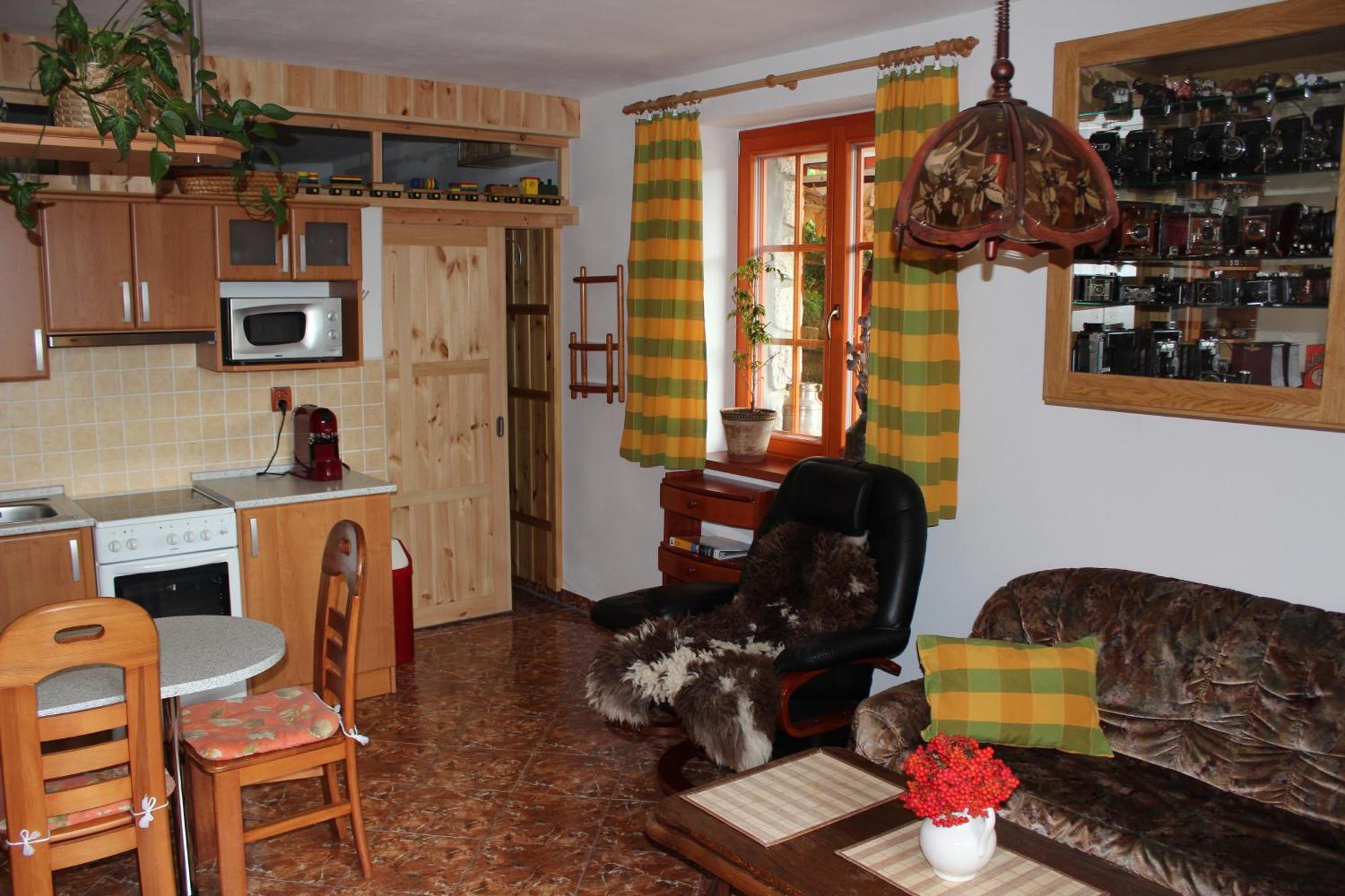 ألبيرتشيك في ييزريسكي هوراش Apartmany A Chalupa Tara الغرفة الصورة