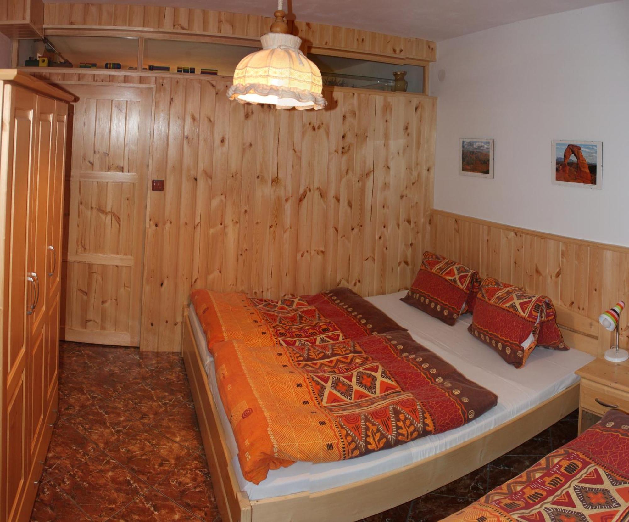 ألبيرتشيك في ييزريسكي هوراش Apartmany A Chalupa Tara الغرفة الصورة